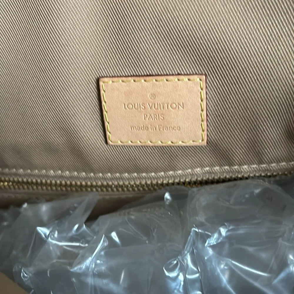 Louis Vuitton tote bag - Picture 5 of 16